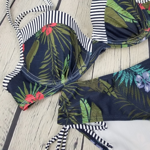 GINA BENOTTI | floral & stripe bikini swim suit - Picture 2 of 7